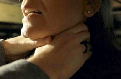 الأمن العام يكشف غموض وفاة مسنّة في العاصمة تعرّضت للخنق بقصد السرقة وأُلقي القبض على الجاني